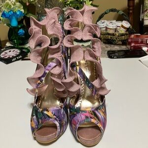 Rouge, high heel open toe shoe size 9 multicolors Ruffle satin purple